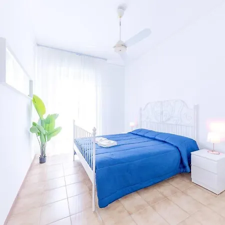 Апартаменты Portofino Relax - Close To The Sea -free Parking